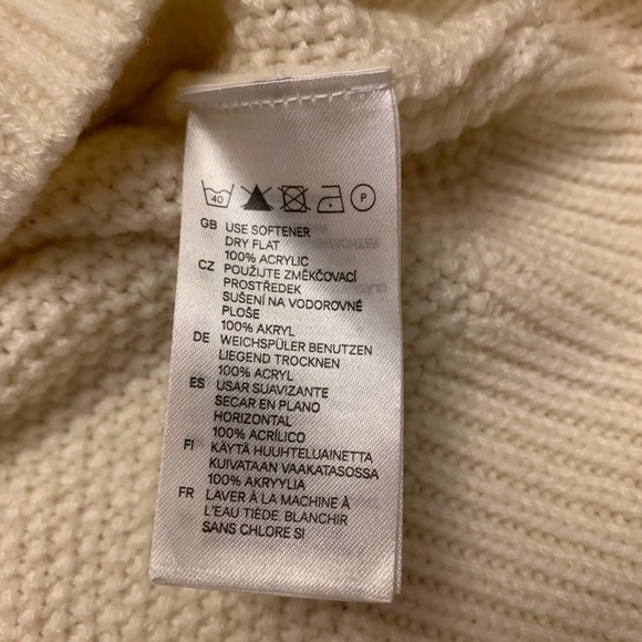 Divided by H&M Chunky knit sweater high low style - Picture 7 of 8